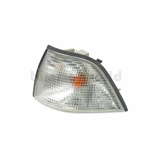 Genuine BMW White Turn Indicator Light Front Left E36 3 Series 82199403093 Genuine BMW White Turn Indicator Light Front Left E36 3 Series 82199403093