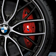 BMW-M-Performance-Brake-Kit-F22-F3X-front-red-installed-tn.jpg