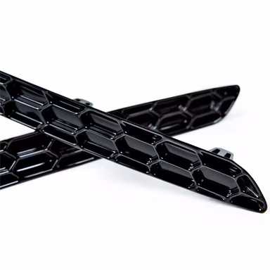 Acexxon-Rear-Reflector-Inserts-F87-M2-Close-tn.jpg