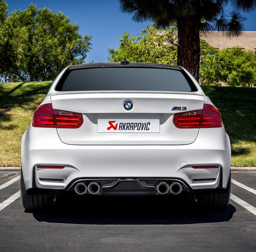 Real Carbon Fiber Rear Bumper Diffuser For BMW F80 M3 / F82 M4 2015-2019 - Gloss Black