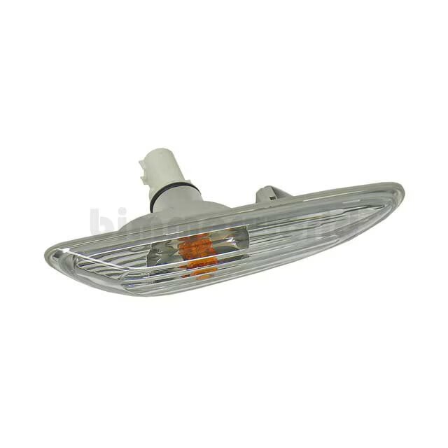 BMW Side Marker Light / Fender Turn Signal, Right E83 X3 63133418448