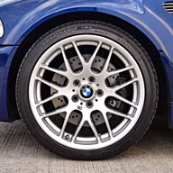 E46-M3-ZCP-19x8-ET47-Front-Wheel-blue-m3-close-tn.jpg