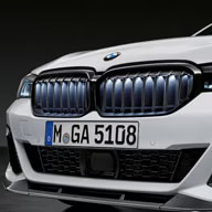 M-Performance-Iconic-Glow-Grille-Kit-G30-63172466465-white-nose-close-tn.jpg