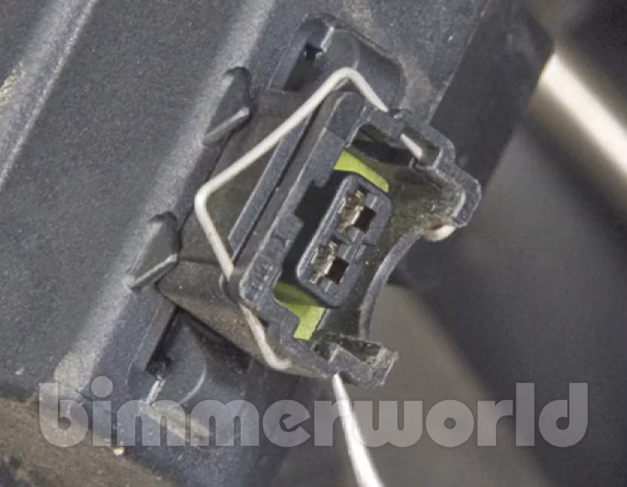 Clip for EV1/EV6/EV14 Fuel Injector Electrical Connector (BMW & Others)