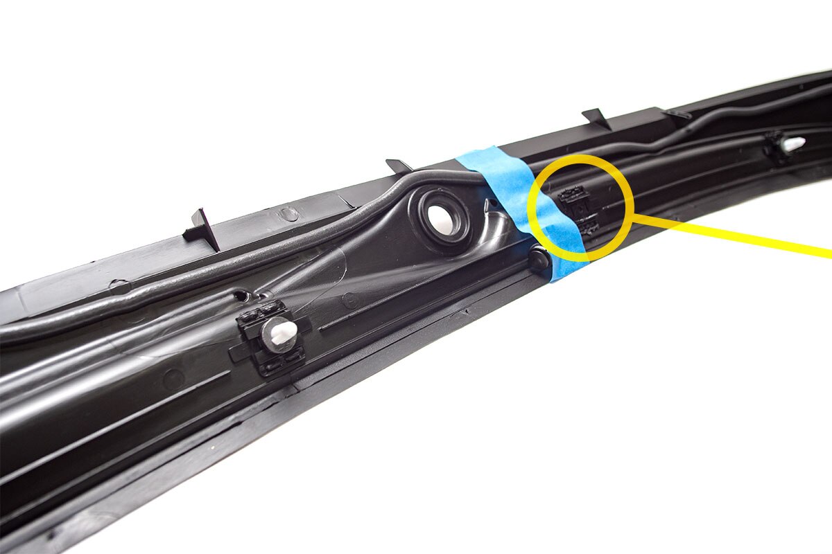 Windshield Cowl Cover E46 4Door (19992005) BLEMISHED