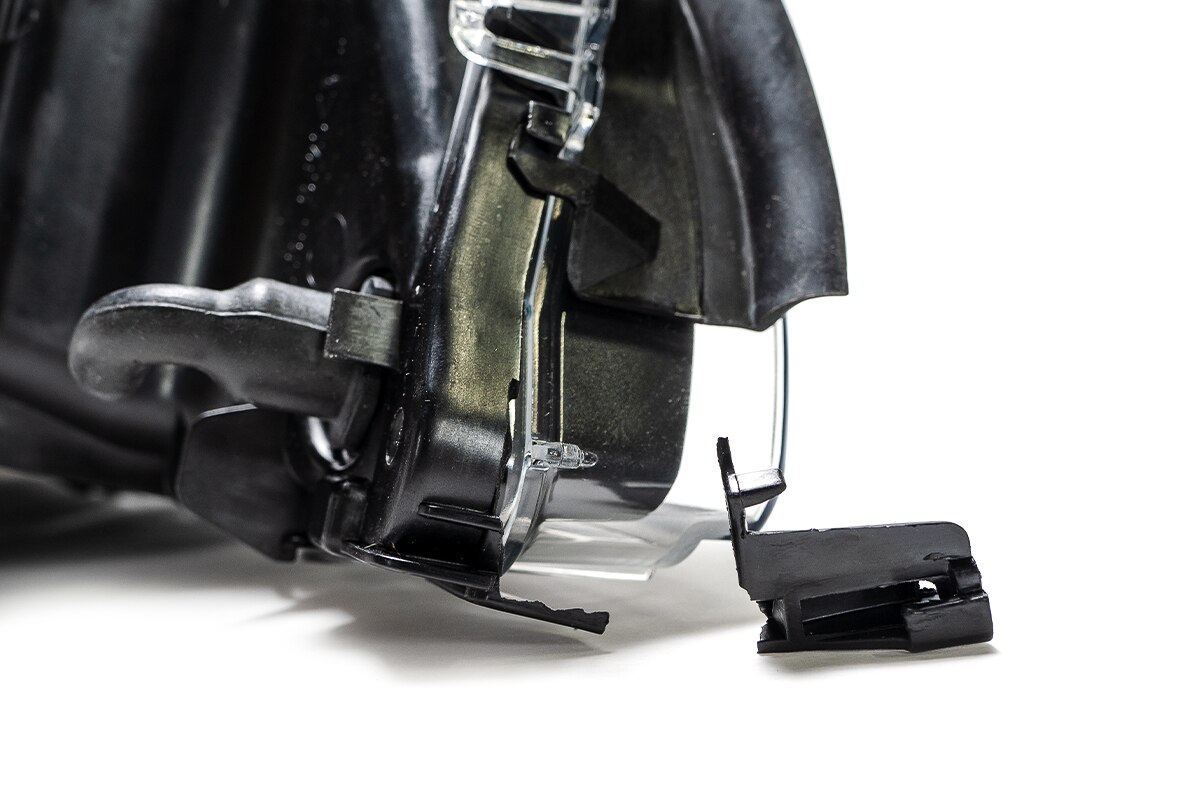 Left Headlight with Clear Parking Light E39 5Series (20012003)