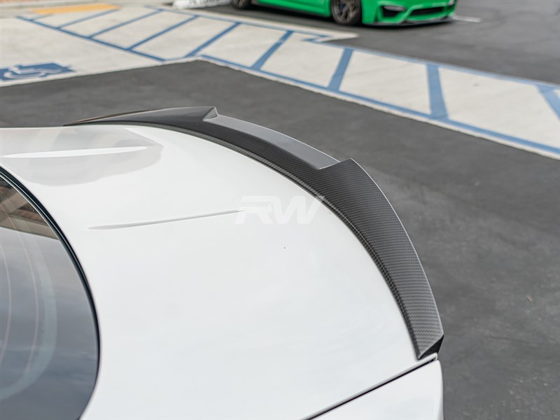 Ducktail Style Carbon Fiber Rear Spoiler for F82 BMW M4