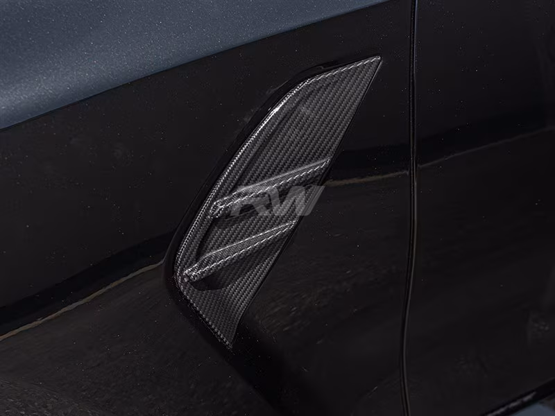 BMW M3 G80/G81 LCI DRY CARBON FIBER CENTER VENT COVER main image 0